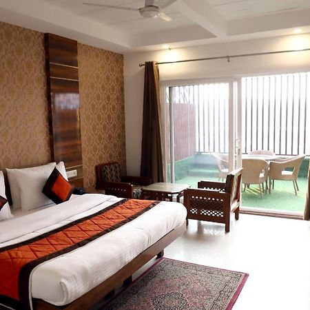 Airport Hotel Új-Delhi Kültér fotó