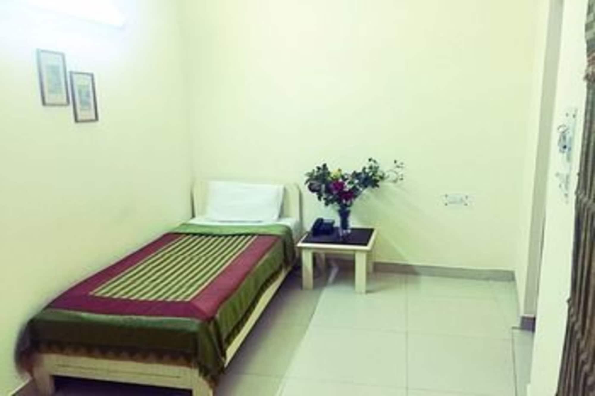 Airport Hotel Új-Delhi Kültér fotó