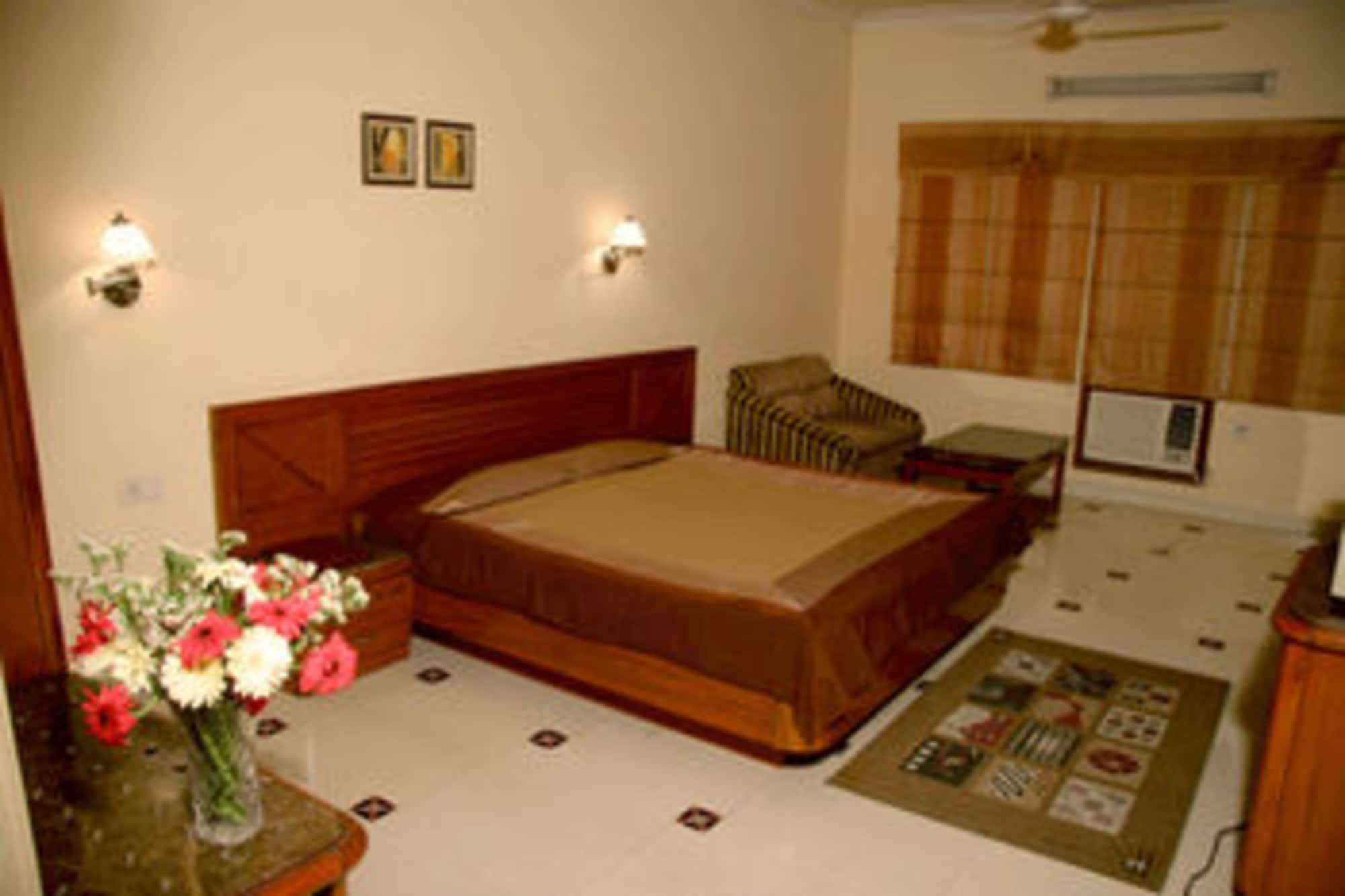 Airport Hotel Új-Delhi Kültér fotó