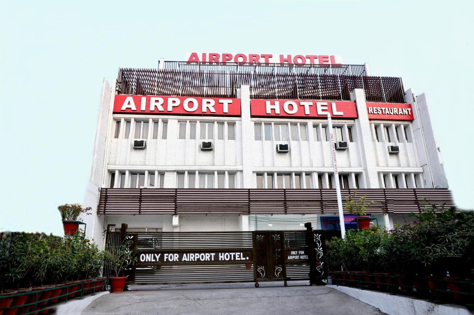 Airport Hotel Új-Delhi Kültér fotó