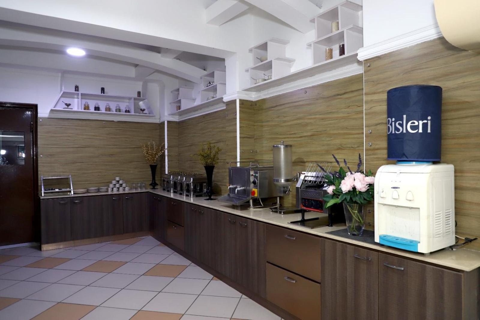 Airport Hotel Új-Delhi Kültér fotó