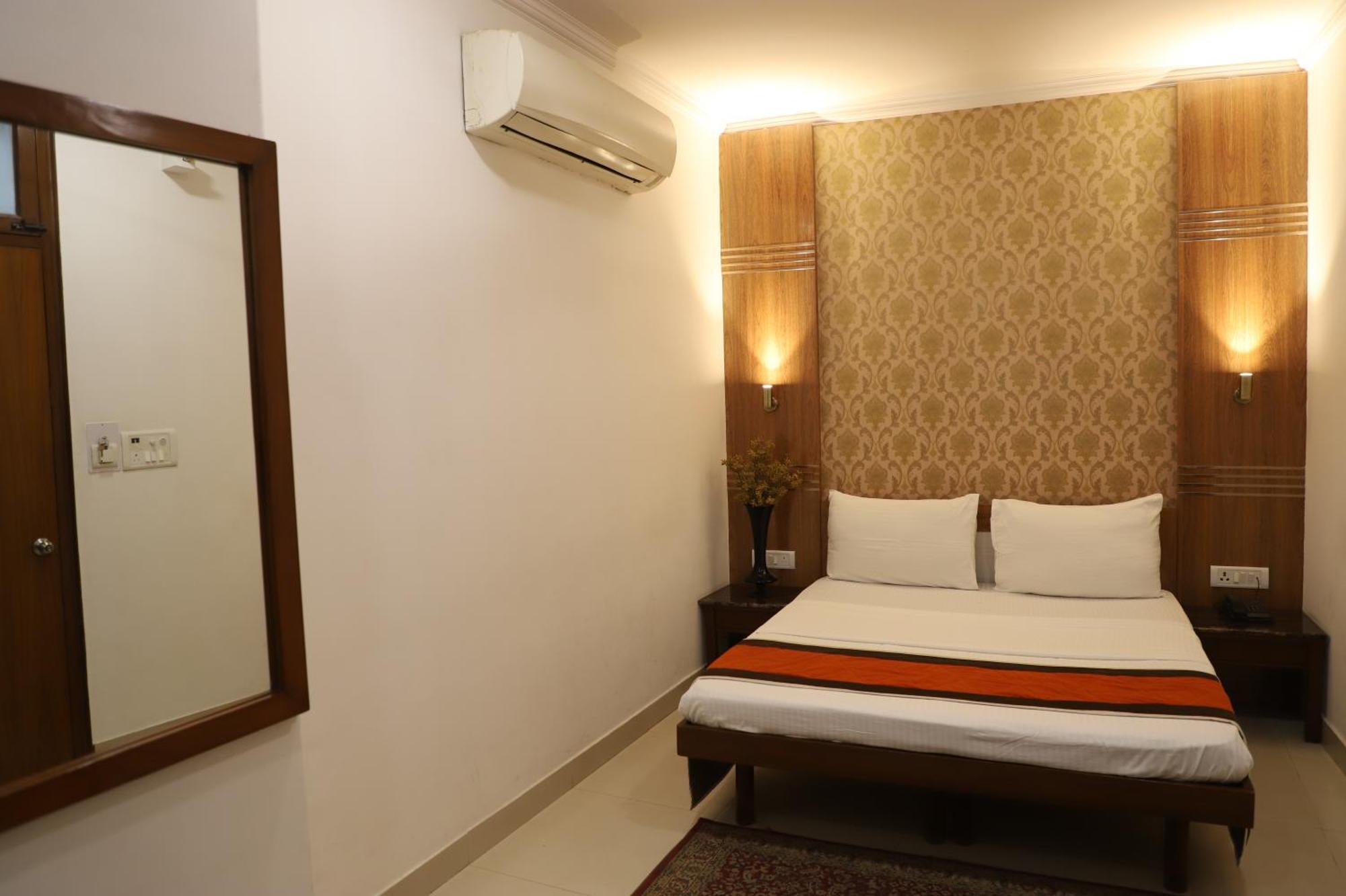 Airport Hotel Új-Delhi Kültér fotó