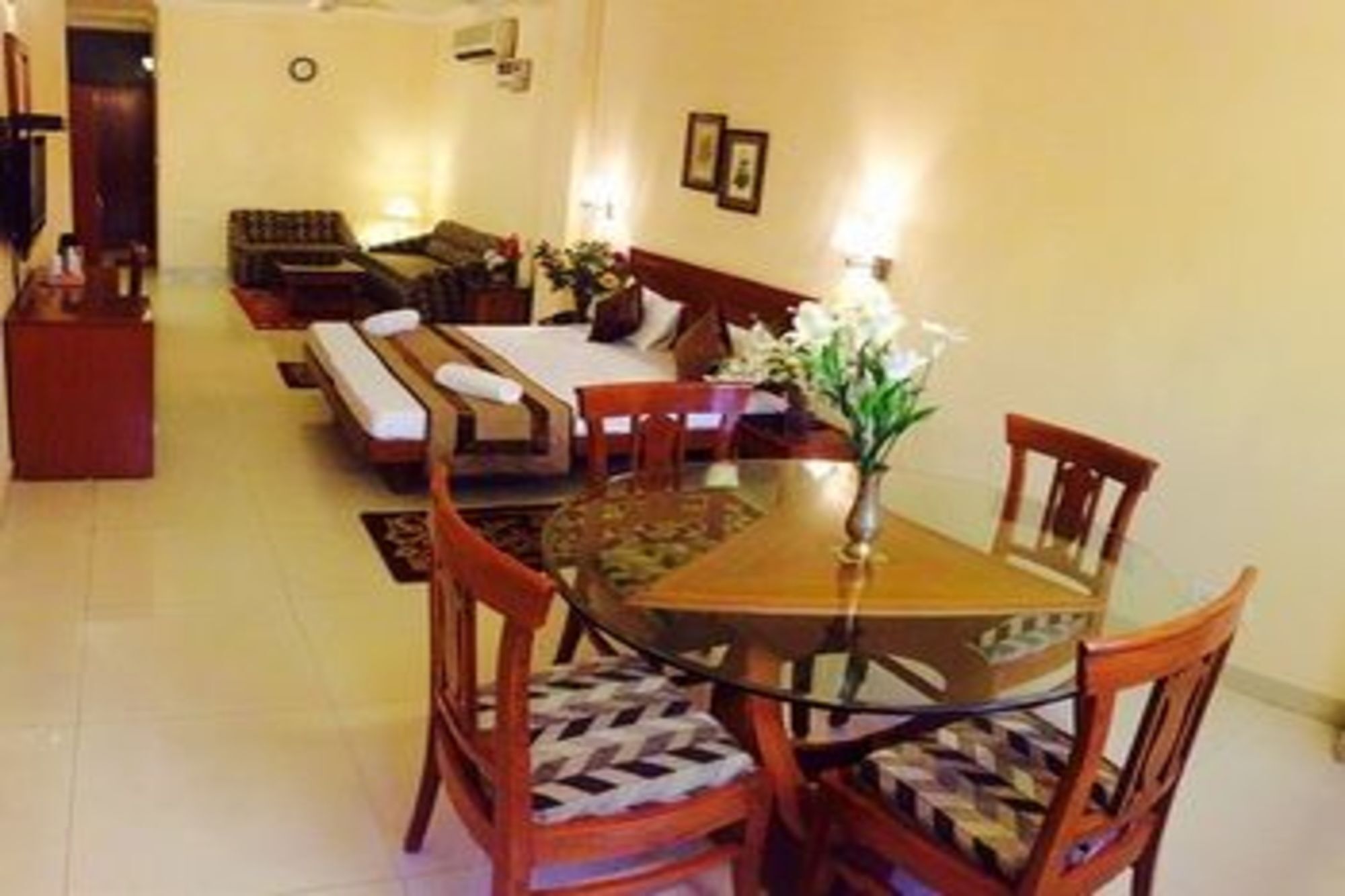 Airport Hotel Új-Delhi Kültér fotó